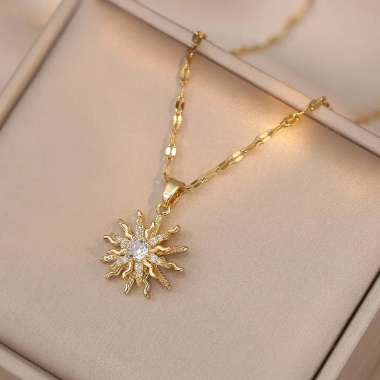 Collier Fleur Rotative Doré en Acier Inoxydable – Zircon Blanc